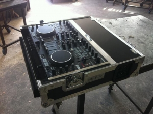 ערכת די ג'יי (2)